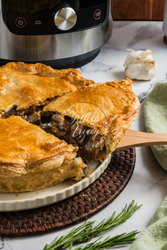 Steak, Kidney and Guinness Pie
