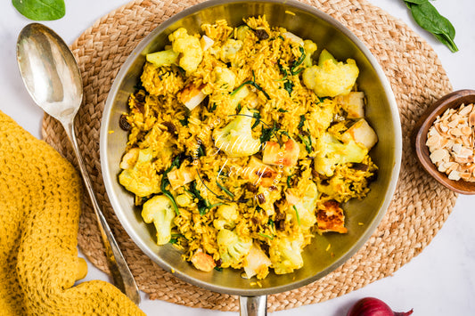 Spicy Rice with Cauliflower and Halloumi