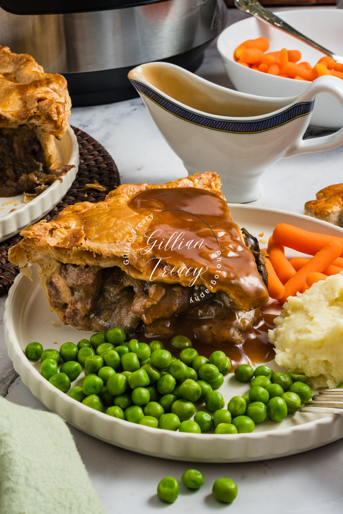 Steak, Kidney and Guinness Pie