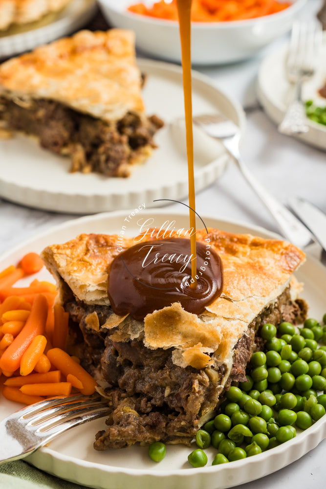 Steak, Kidney and Guinness Pie