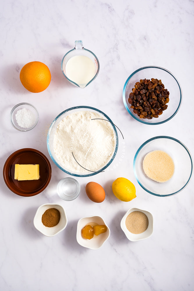 Hot Cross Buns with Cinnamon and  Sweet Ginger