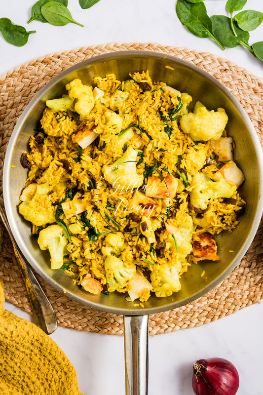 Spicy Rice with Cauliflower and Halloumi